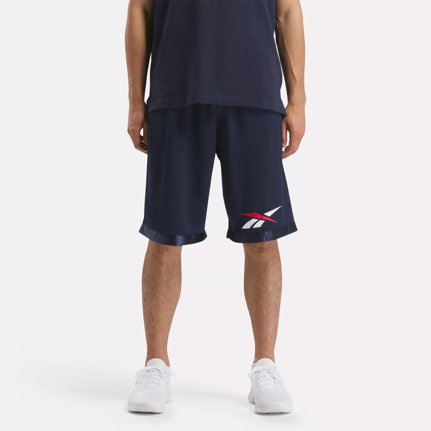 

Баскетбольные сетчатые шорты Reebok, цвет Vector Navy