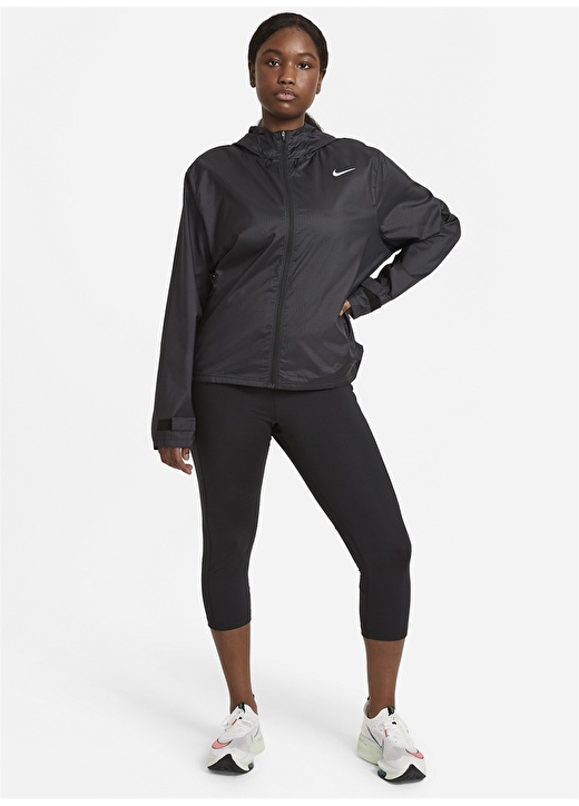 Черные, серые, серебристые женские леггинсы Nike