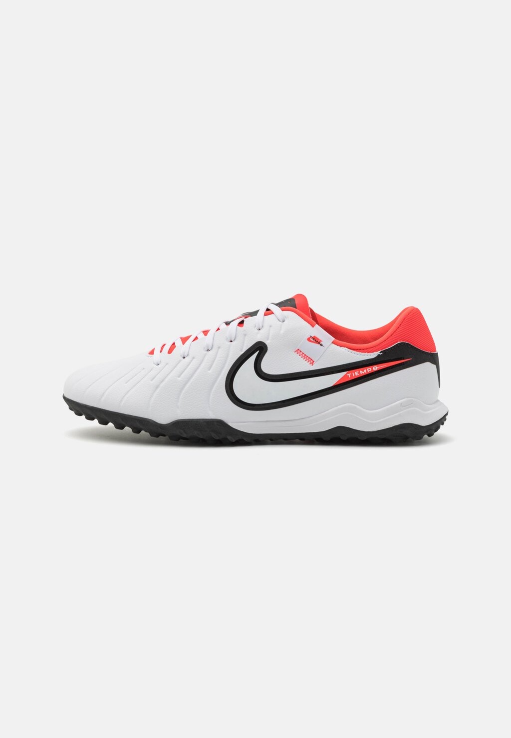 

Ботинки Nike