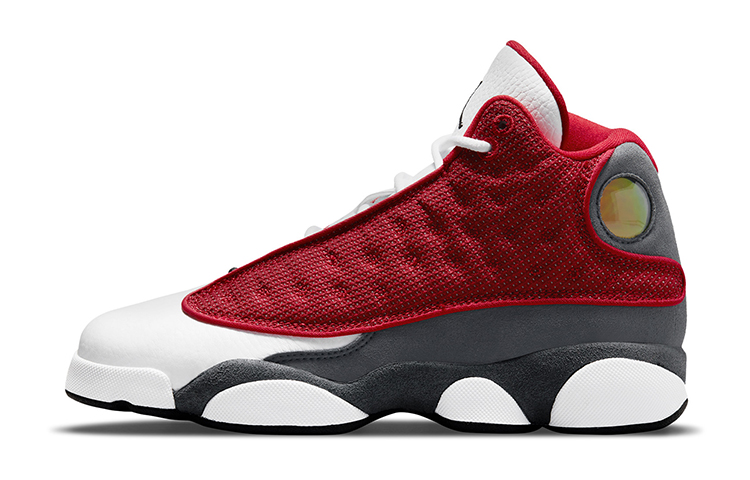 

Кроссовки Jordan Air Jordan 13 Vintage Basketball Women 884129-600, красный/белый/серый