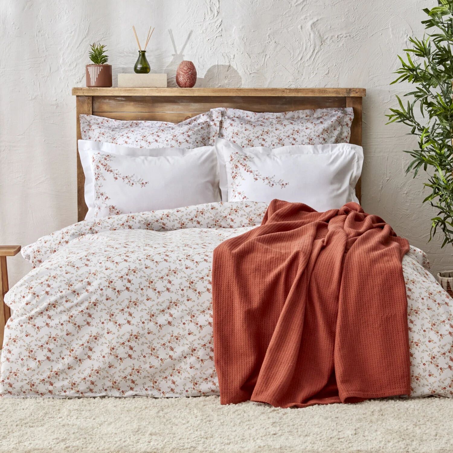 

Комплект постельного белья Karaca Home Mizu из 100% хлопка с подарочным набором пике