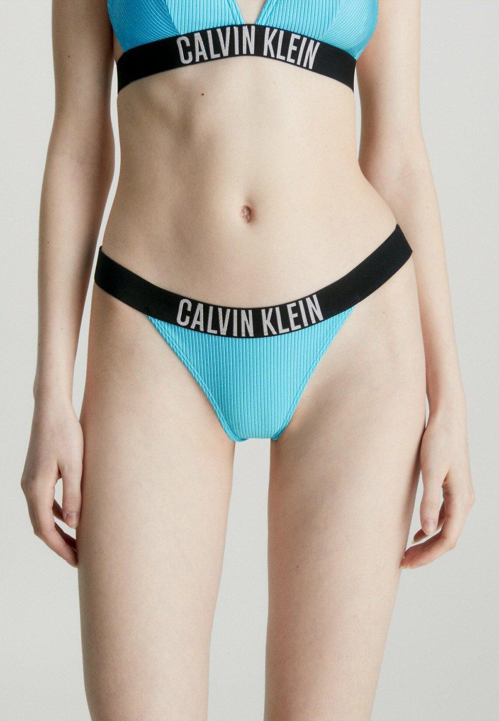 

Трусы Calvin Klein