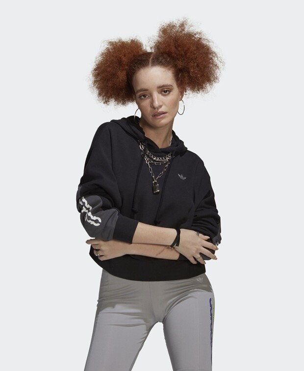 

Толстовка с капюшоном adidas, черный