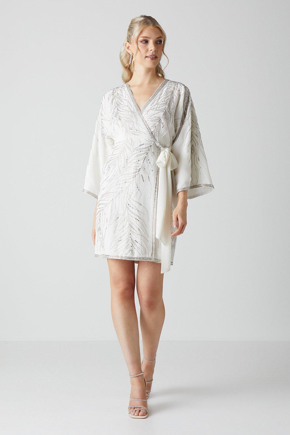 Украшенное вручную мини-платье кимоно с запахом и рукавами Coast, белый цена и фото
