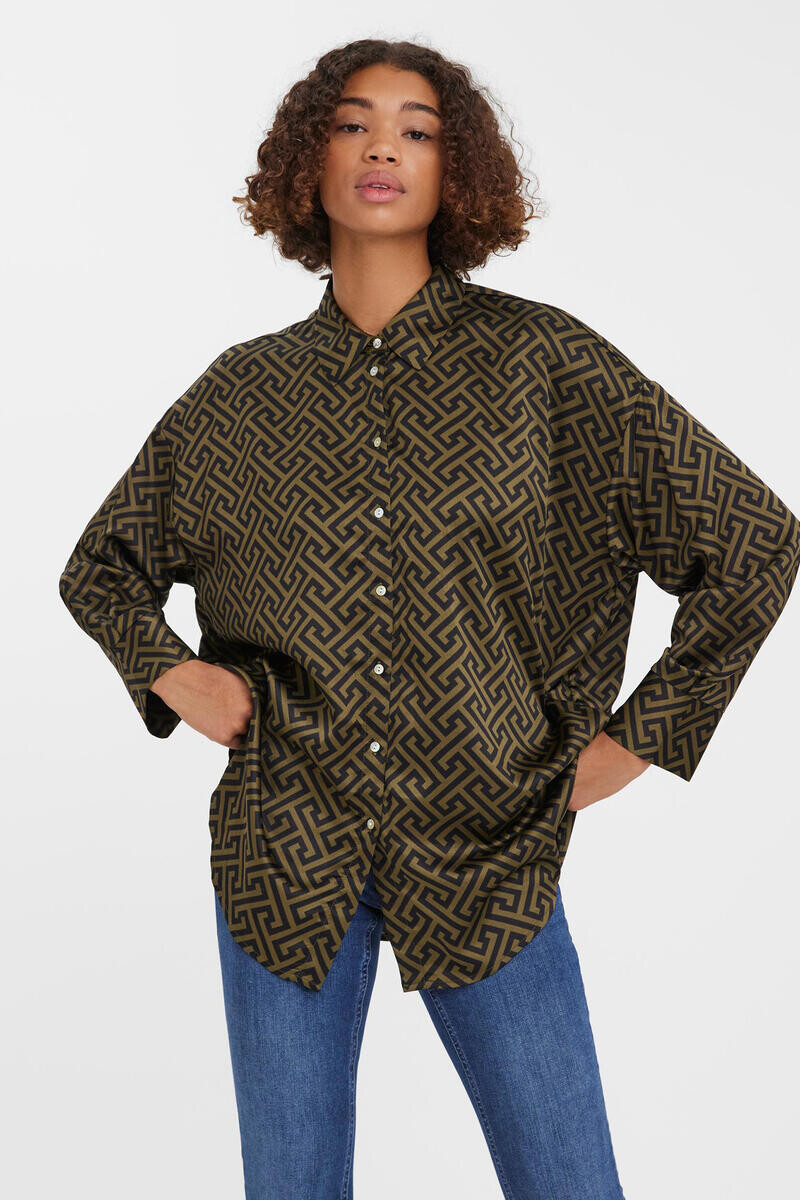 

Длинная рубашка с атласным эффектом Vero Moda, зеленый