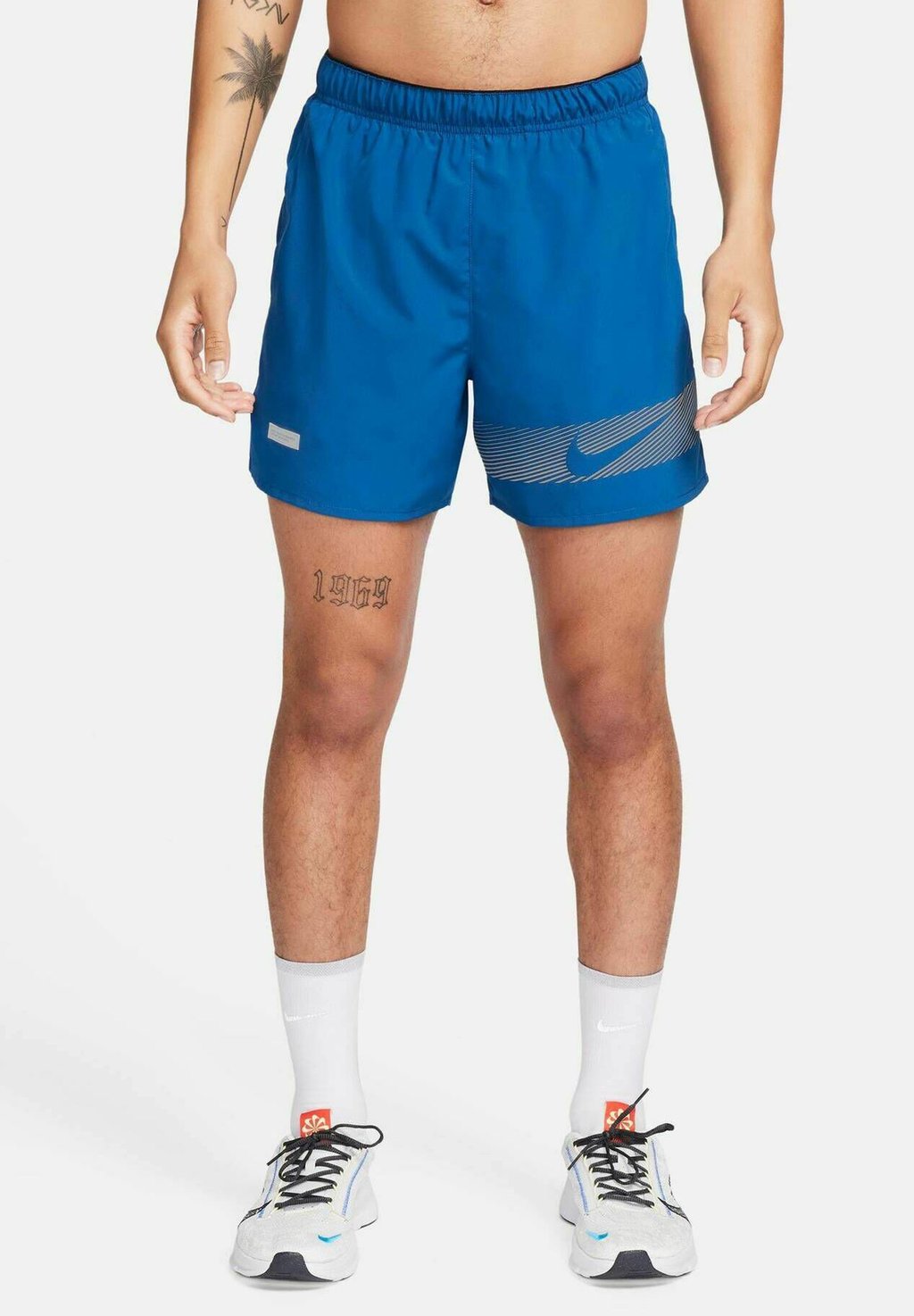 Спортивные шорты CHALLENGER FLASH Nike, цвет court blue black black