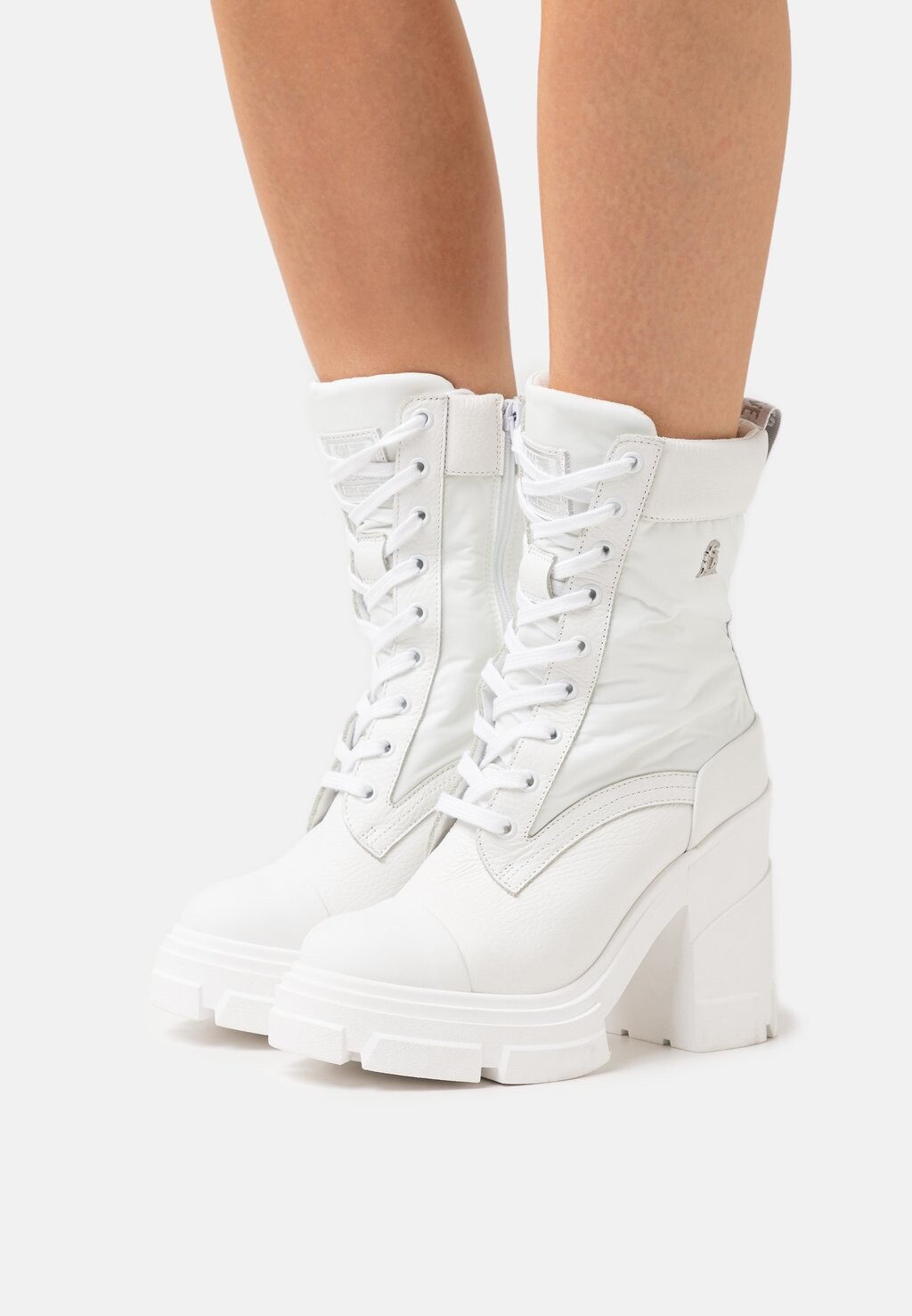 

Ботильоны на высоком каблуке Steve Madden, белый