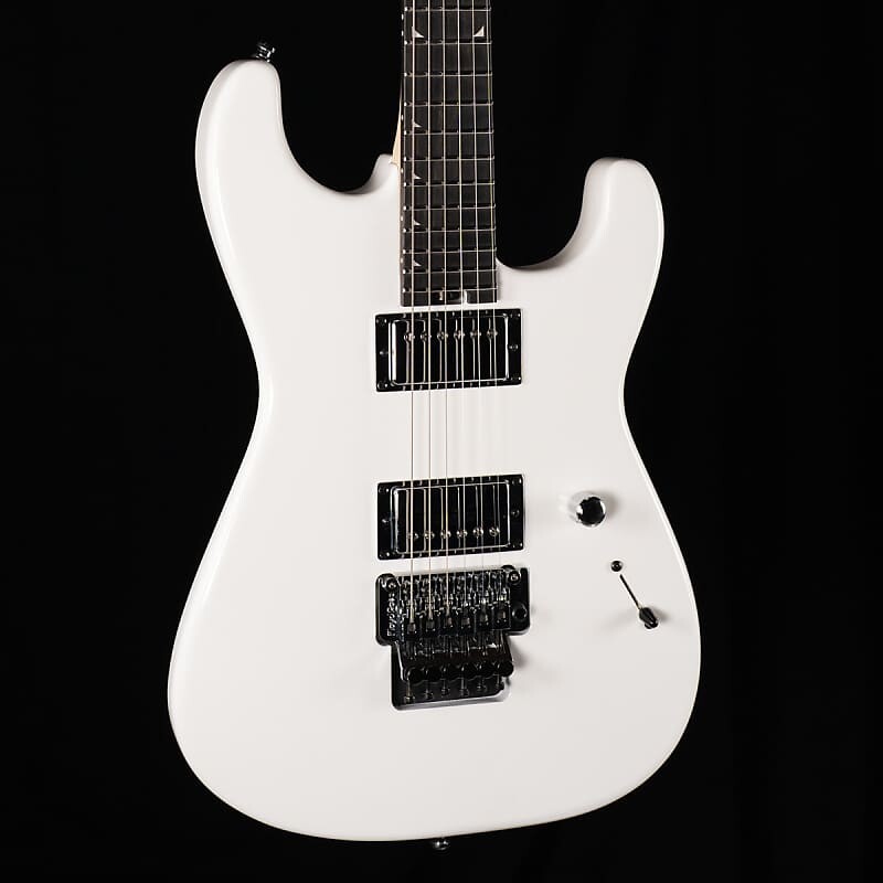 

Электрогитара Charvel Custom Shop USA Limited Edition San Dimas - Snowblind