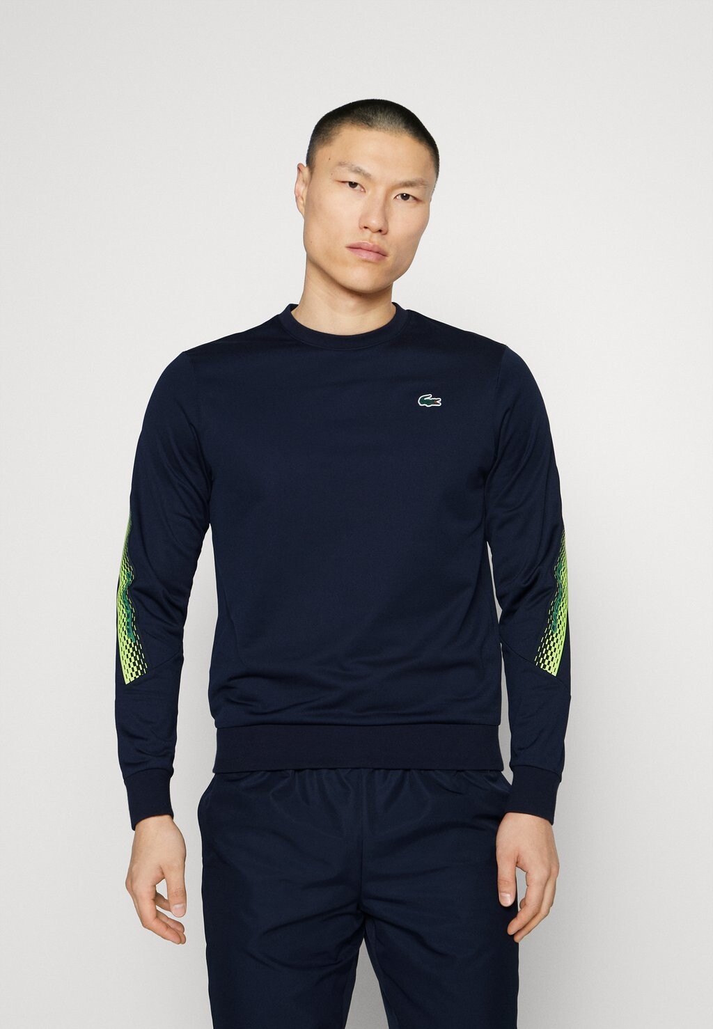 

Толстовка Lacoste