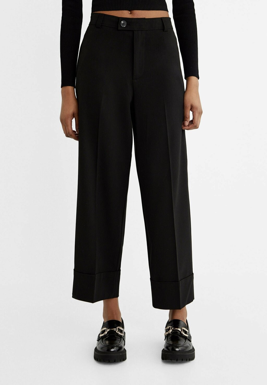 

Брюки Stradivarius, цвет black