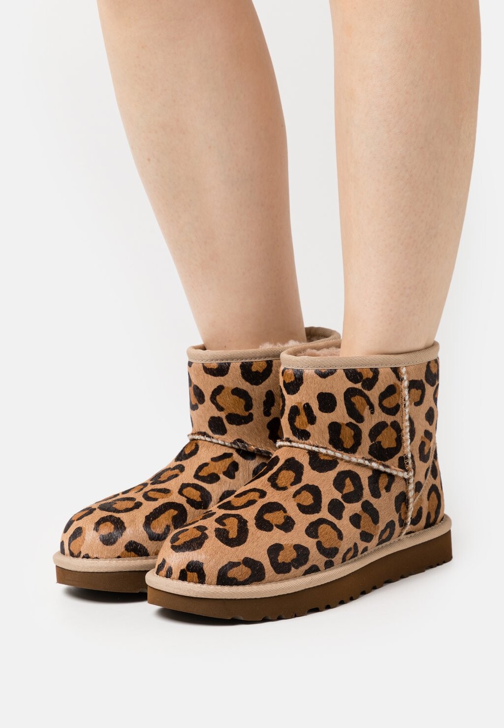 

Угги UGG classic mini spotty, коричневый