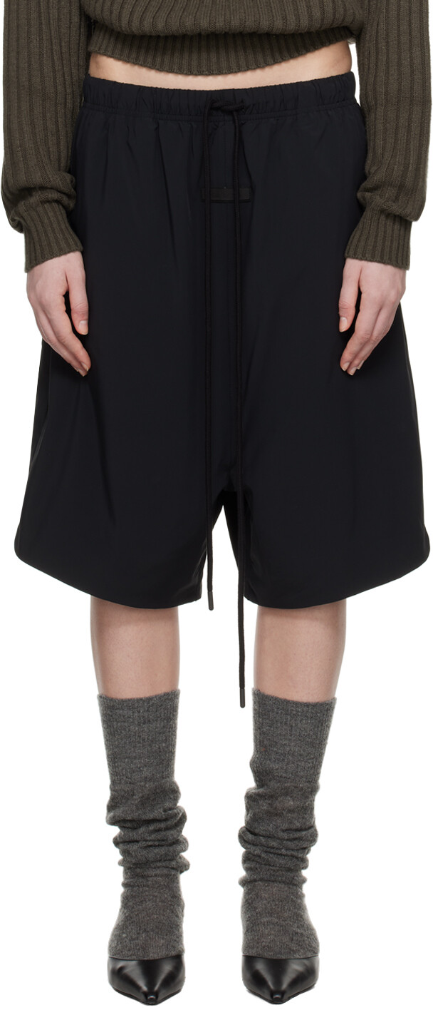 

Черные свободные шорты Fear Of God Essentials