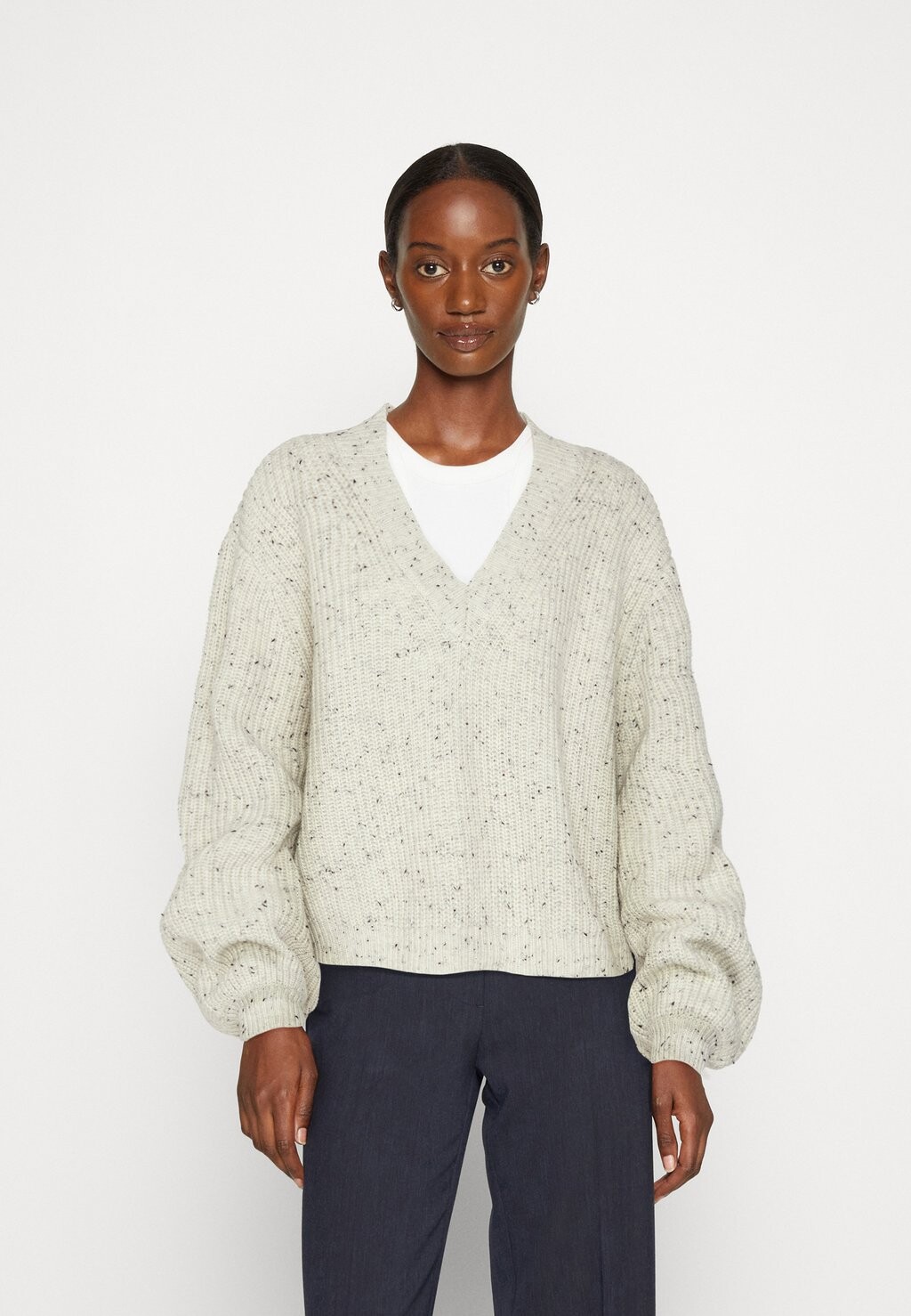 

Свитер MSCLUCINA Moss Copenhagen, овсяный