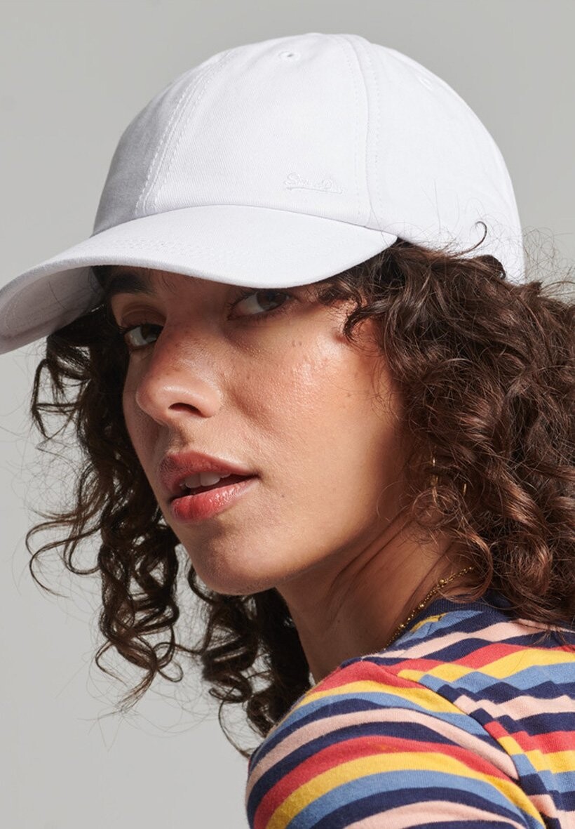 

Бейсболка Superdry, цвет white