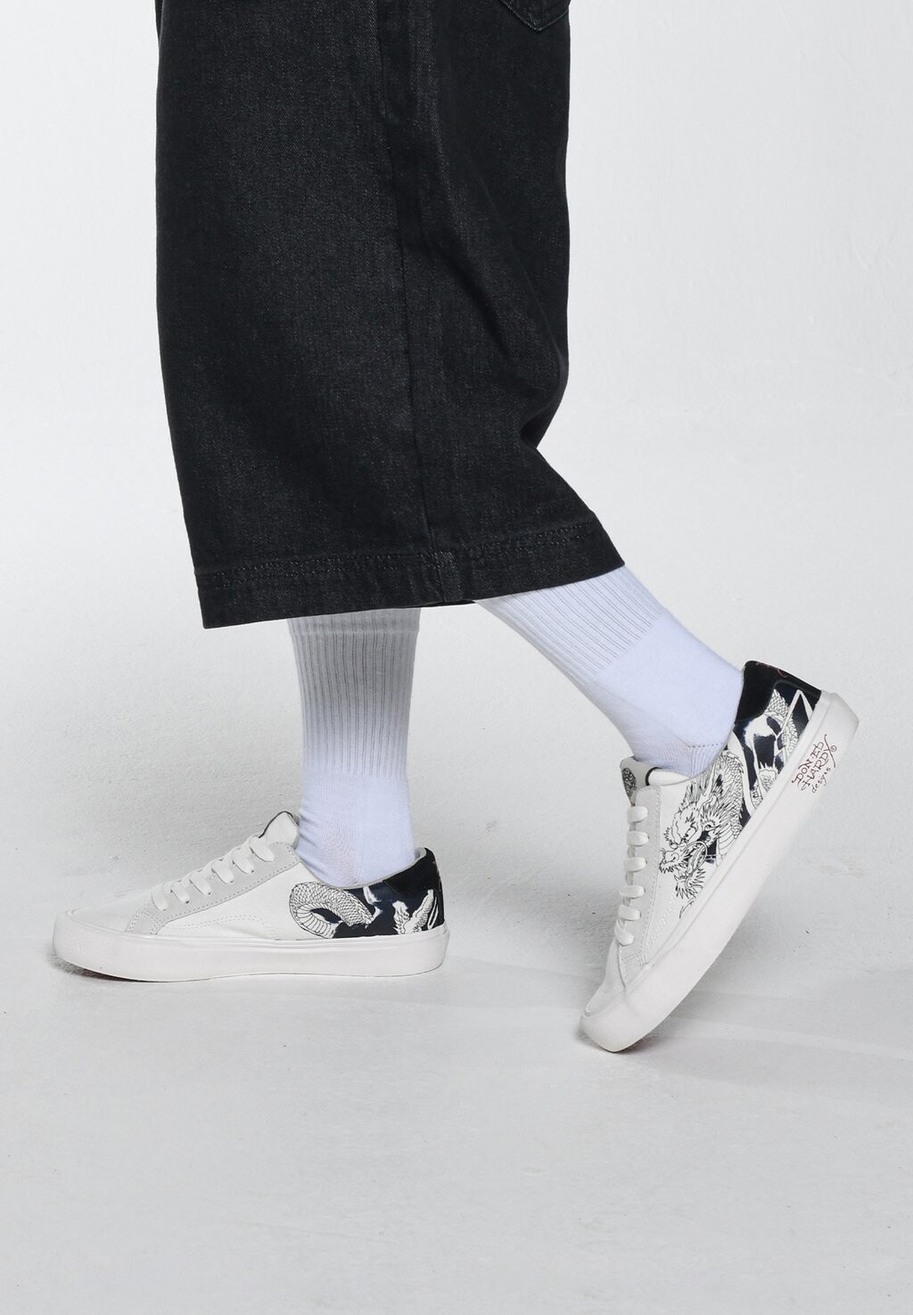 

Кроссовки Ed Hardy, белый