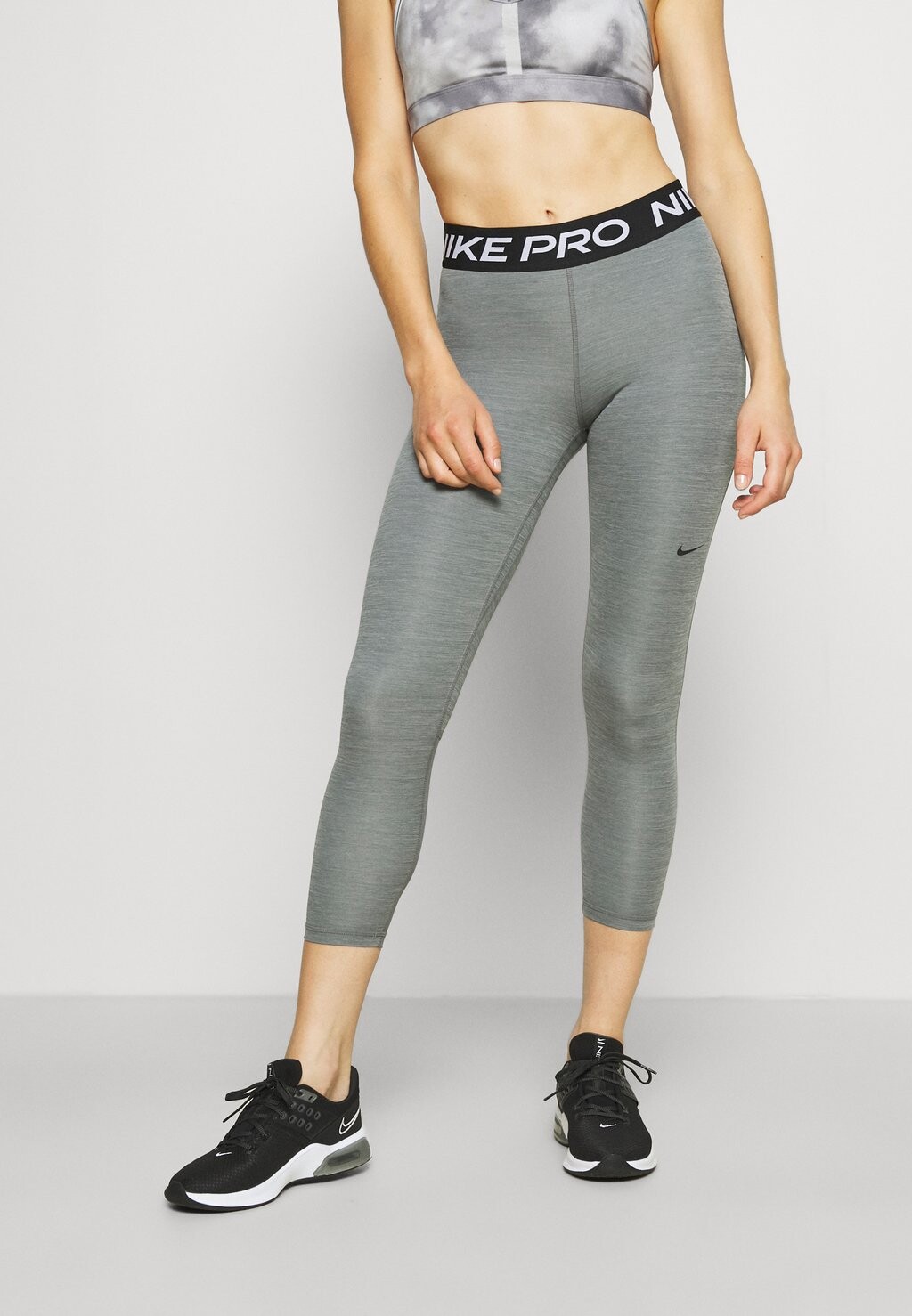 

Леггинсы Nike, серый