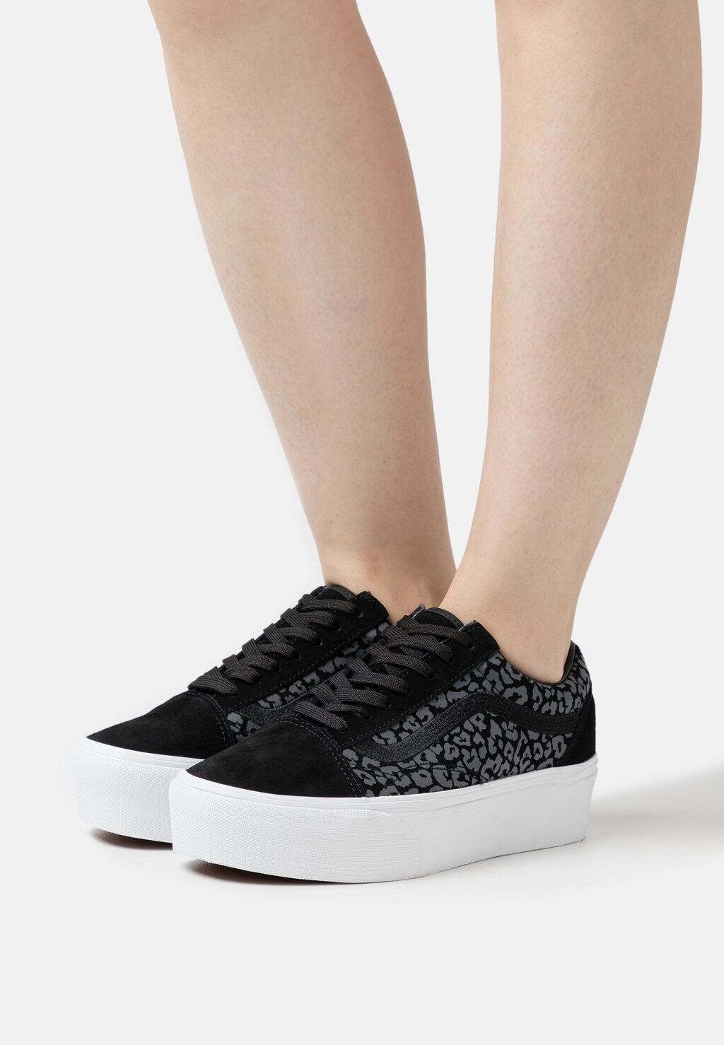

Кроссовки Vans, черный