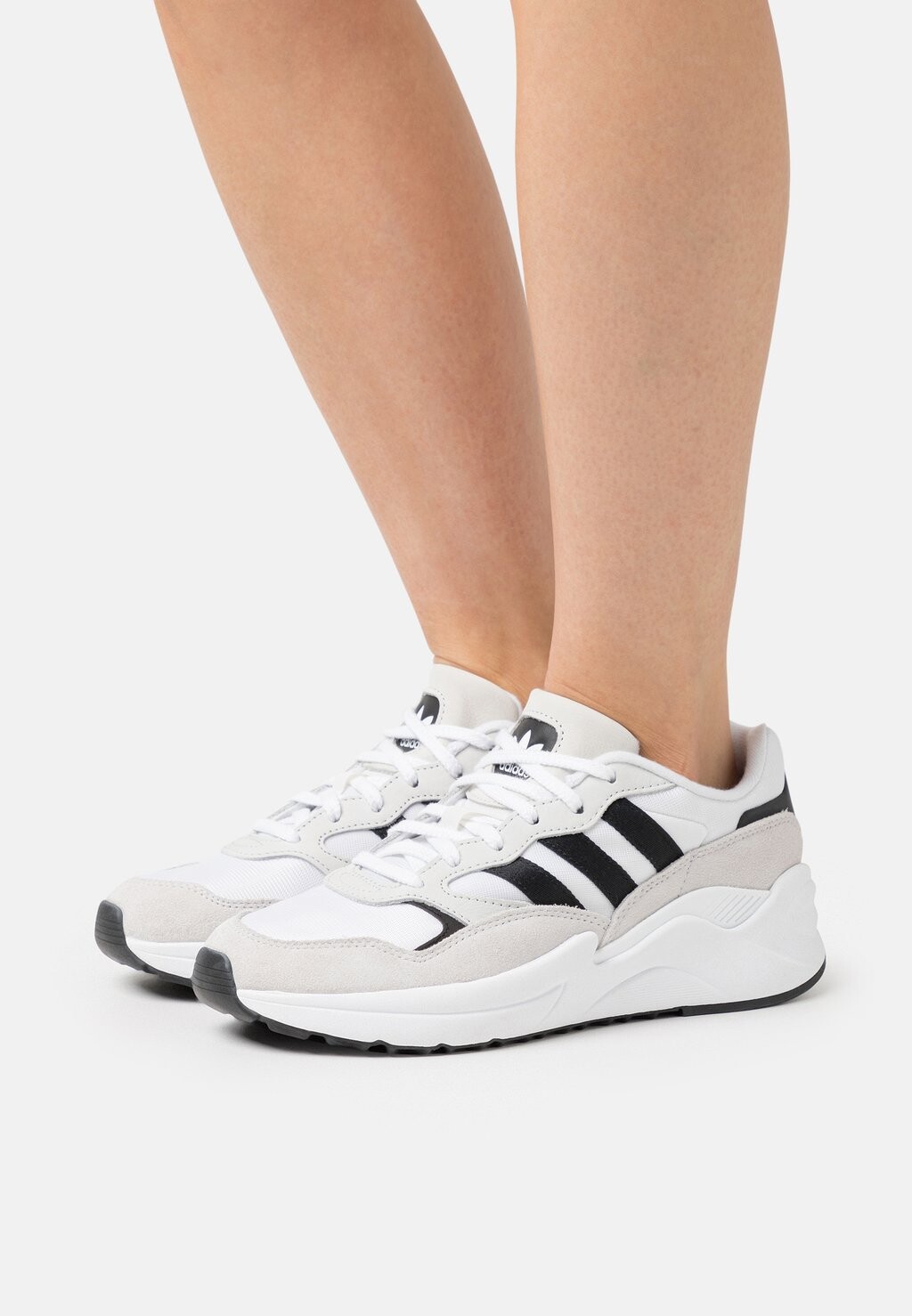 

Кроссовки adidas Originals