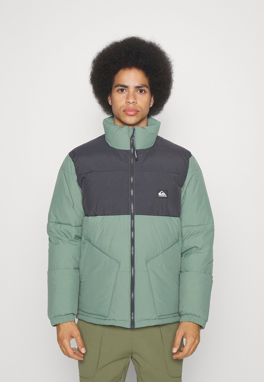 

Куртка зимняя Quiksilver