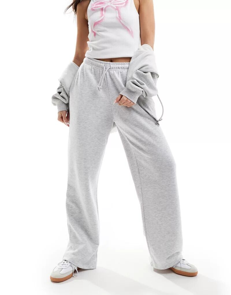 

Серые меланжевые спортивные брюки широкого кроя Pull&Bear