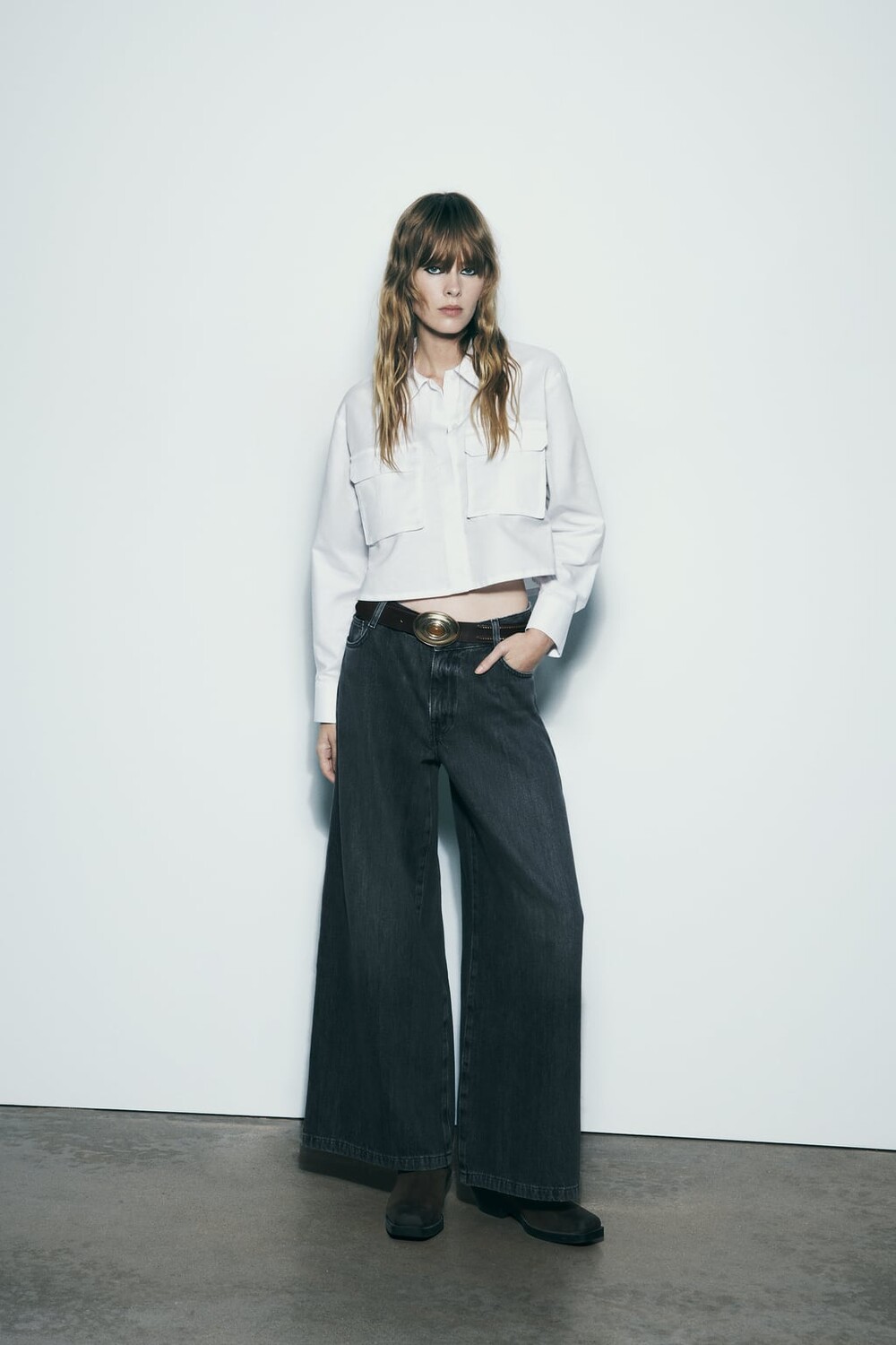 

Оксфордская рубашка с карманами ZARA, белый