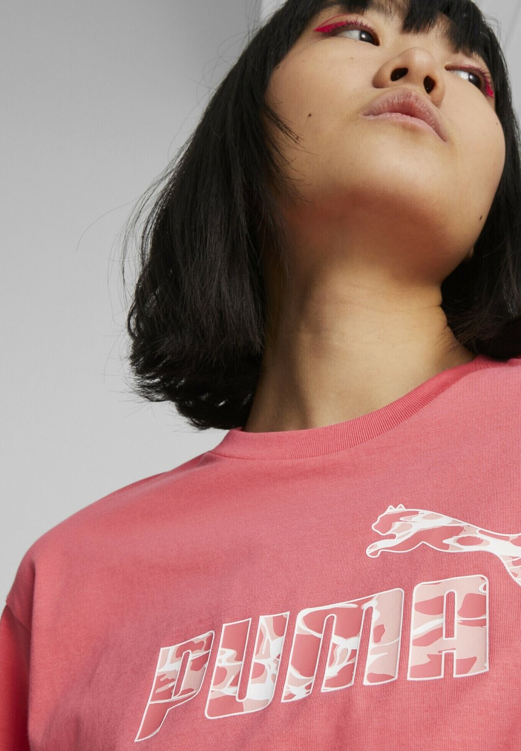 

Футболка с принтом Puma