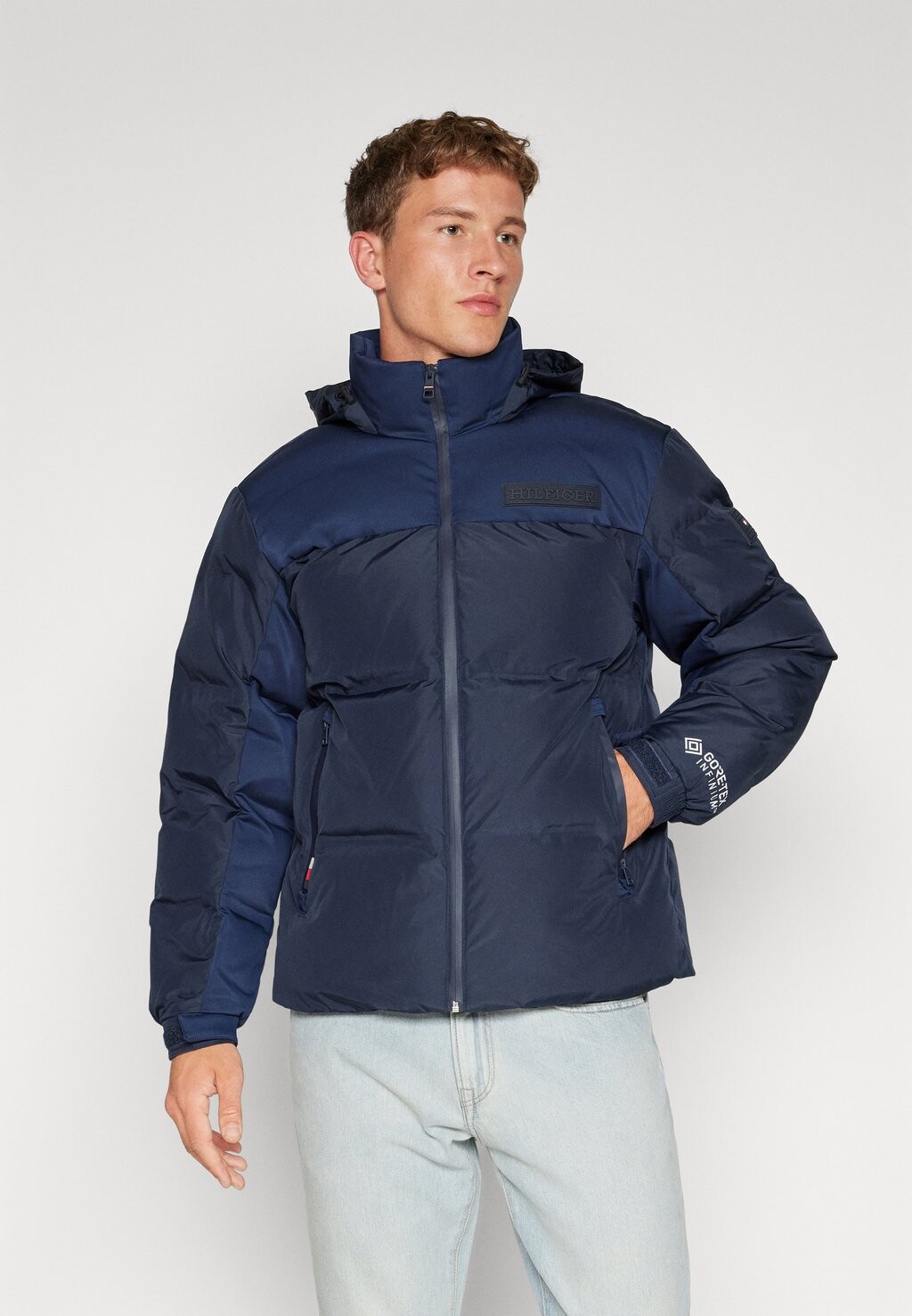 

Куртка Tommy Hilfiger КУРТКА-ПУХОВИК NEW YORK, цвет desert sky