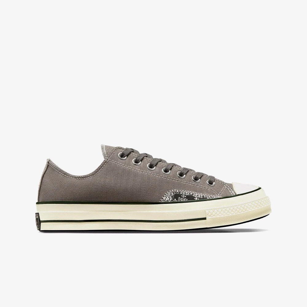 

Кроссовки Chuck 70 Crafter Ollie Patch 'Grey' Converse, серый
