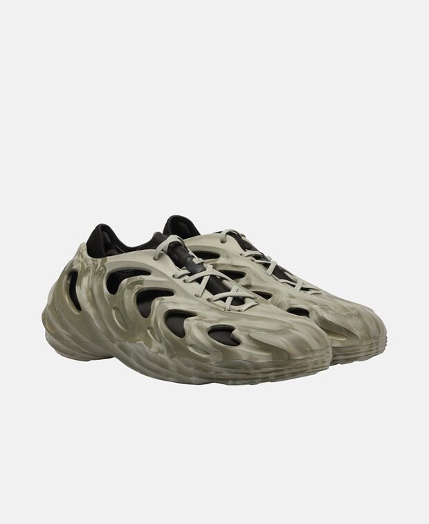 

Кроссовки adidas, серый