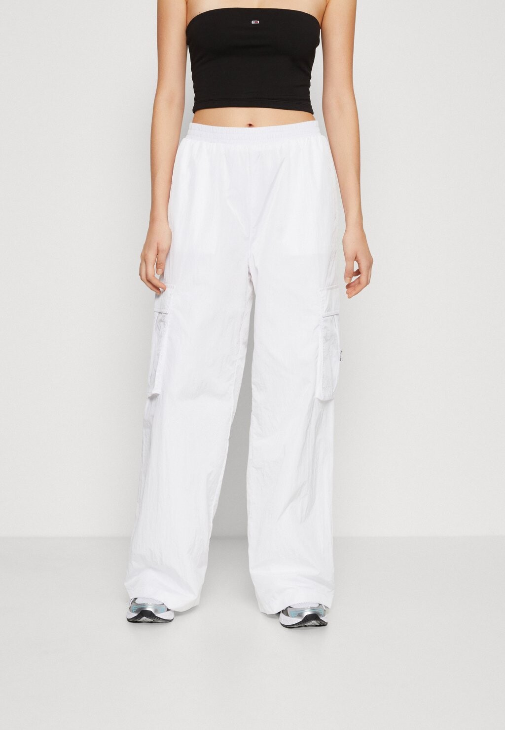 

Брюки карго Tommy Jeans, белый