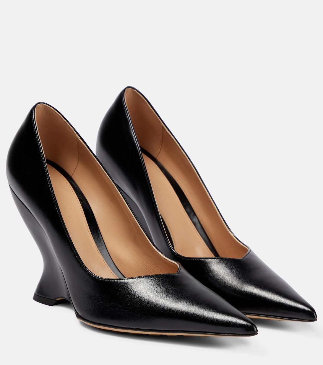 Кожаные туфли на танкетке Bottega Veneta, черный женские кожаные ботинки на танкетке bottega veneta цвет barolo