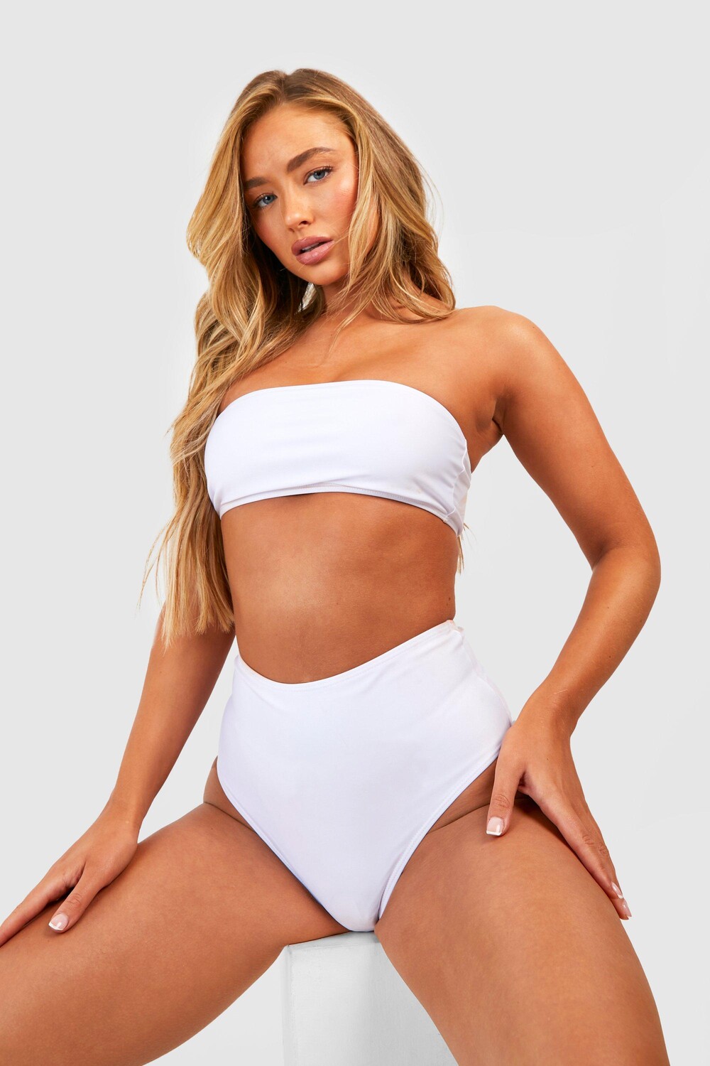 

Трусики бикини с высокой талией Essentials boohoo, белый