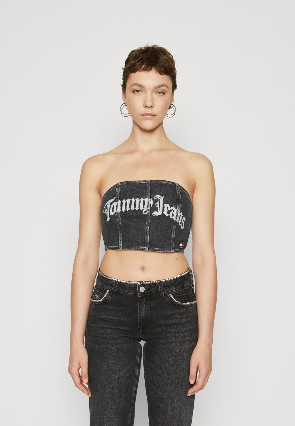 

Топ Tommy Jeans БЮСТЬЕ, цвет denim black