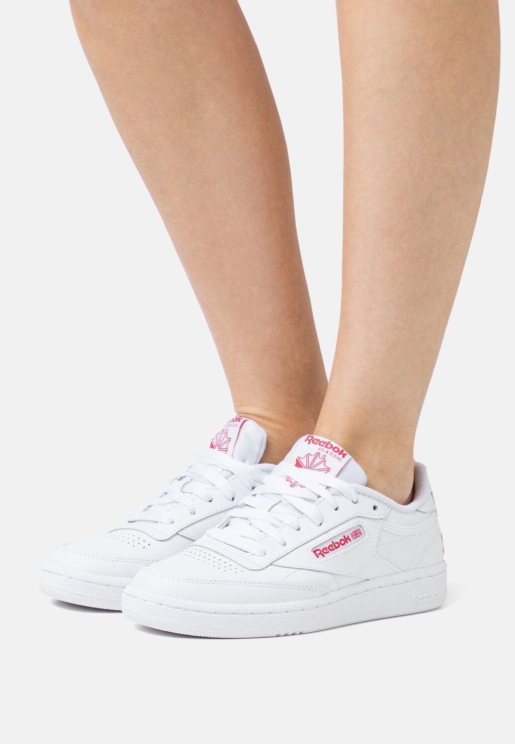 

Кроссовки Reebok