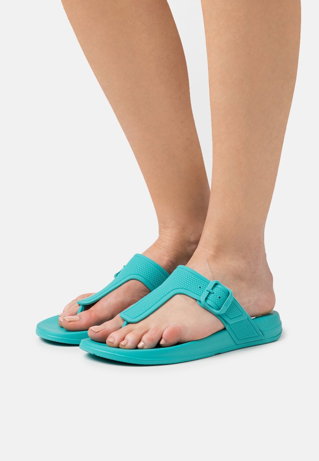 

Сандалии FitFlop