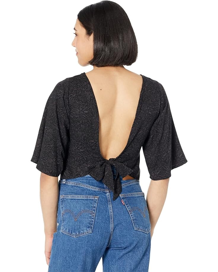 

Топ Hurley Back Tie Party Top, цвет Caviar Aster Floral