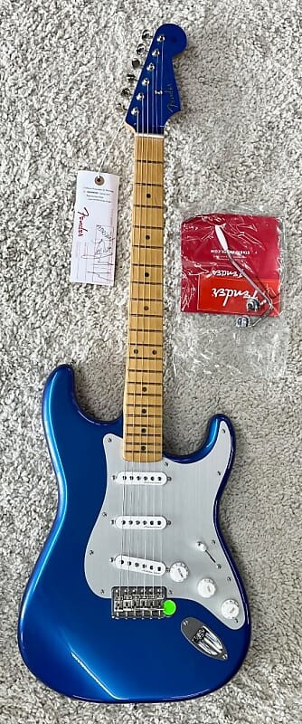 

Электрогитара Fender Limited Edition H.E.R. Stratocaster, Maple Fingerboard, Blue Marlin