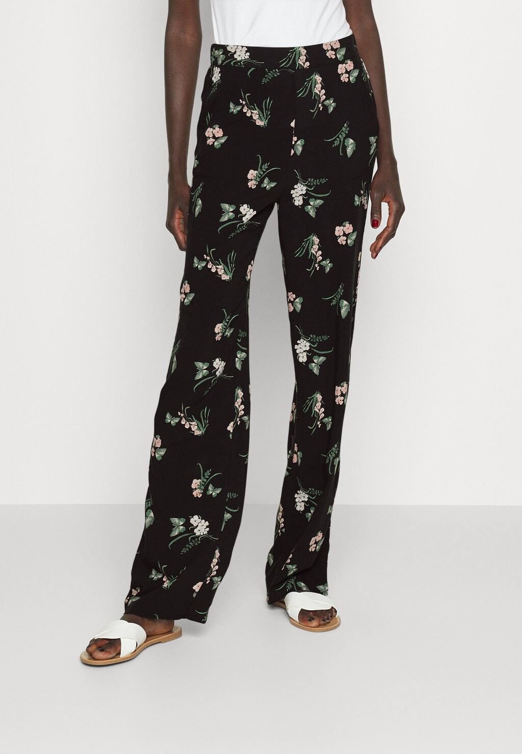 

Брюки Vero Moda, черный Vmeasy Wide Pants, черный