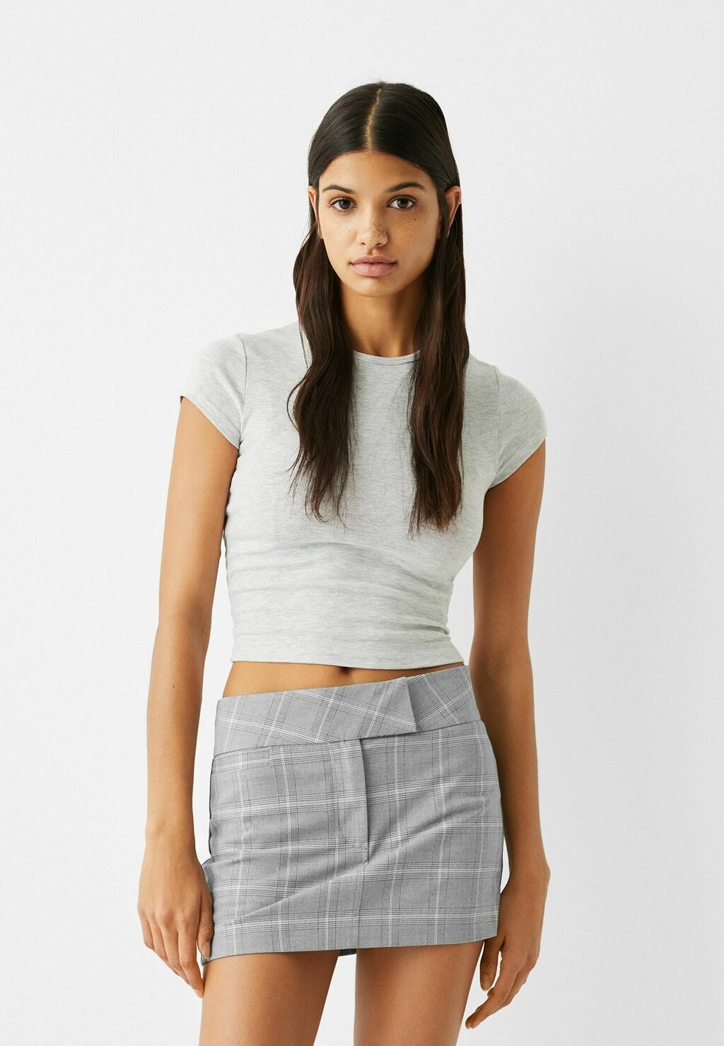 

Мини-юбка Bershka, серый