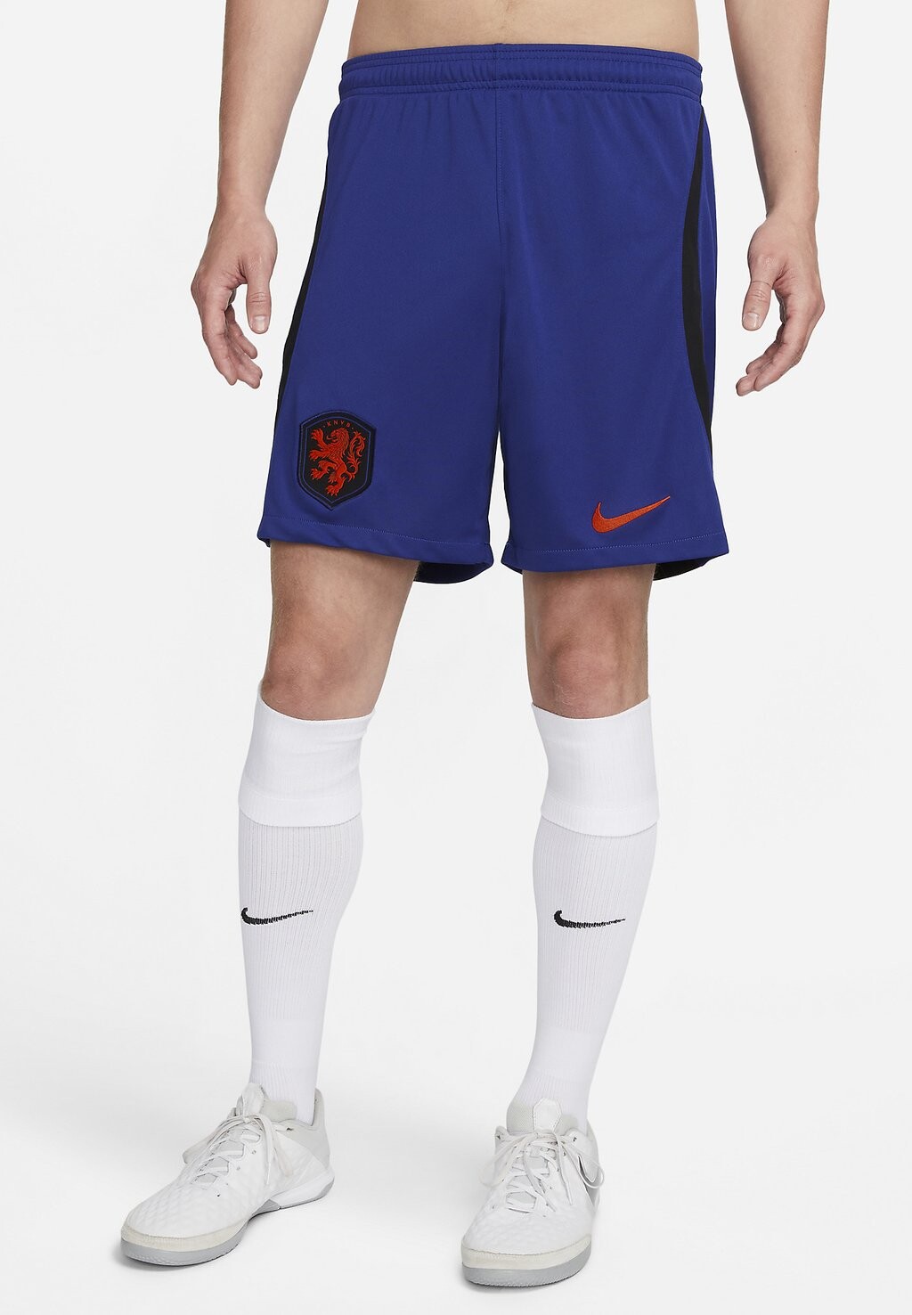

Спортивные шорты Nike