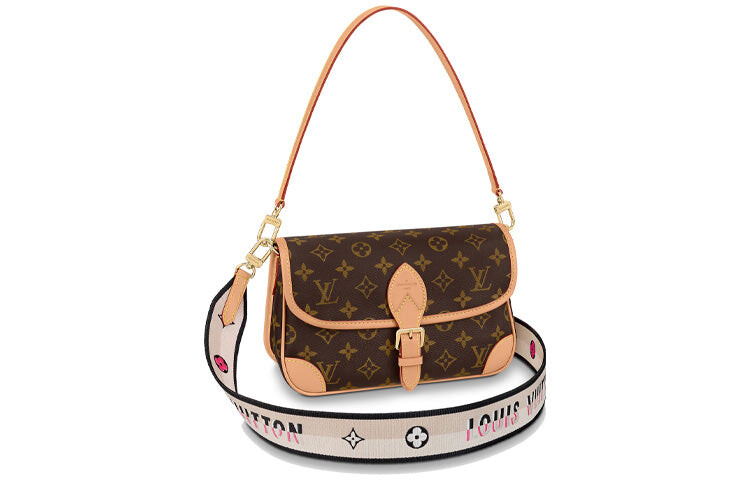

Сумка Louis Vuitton Diane PM на одно плечо, коричневая