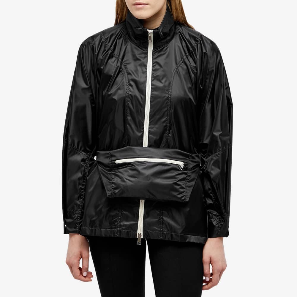 

Короткая парка Moncler Moy, черный