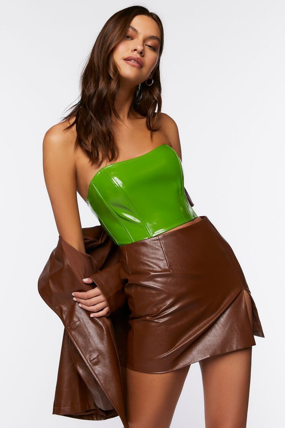 

Топ-труба из искусственной лакированной кожи Forever 21, зеленый