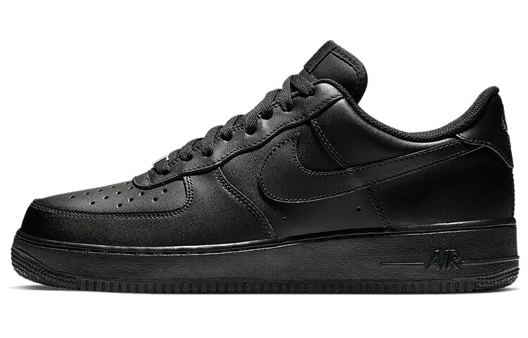 

Кроссовки Nike Air Force 1 Low 07 тройные черные
