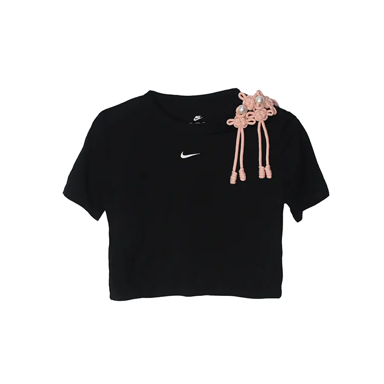 

Женская футболка Nike, цвет Black