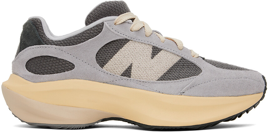 

Беговые кроссовки WRPD серо-хаки New Balance
