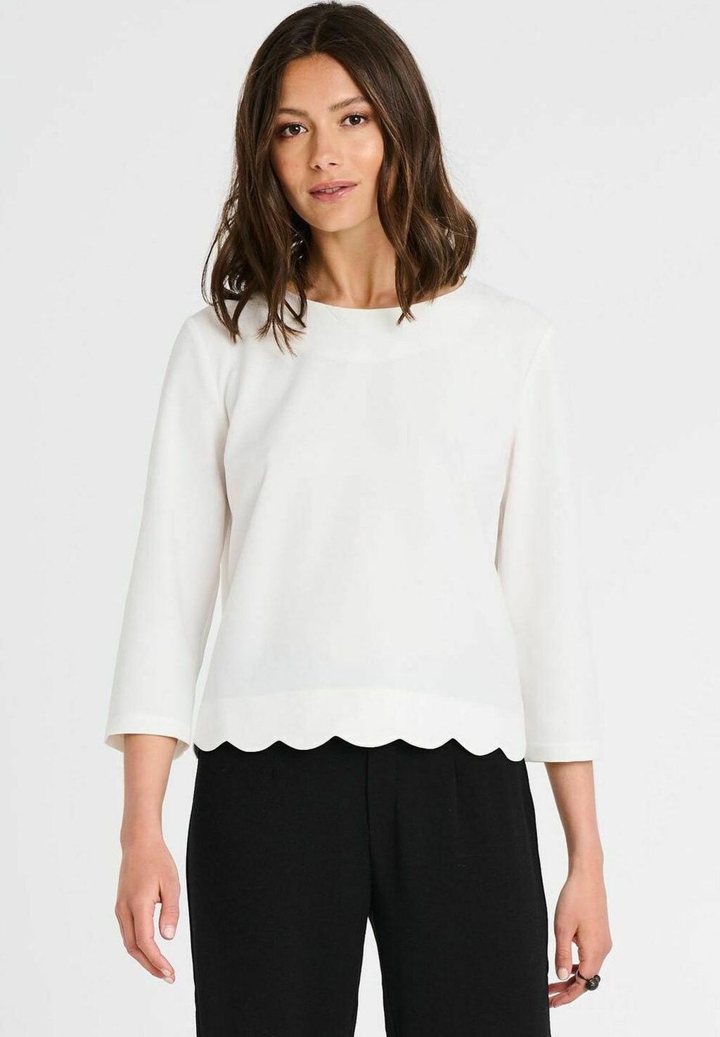 

Блузка Madison Jascha Stockholm, цвет offwhite