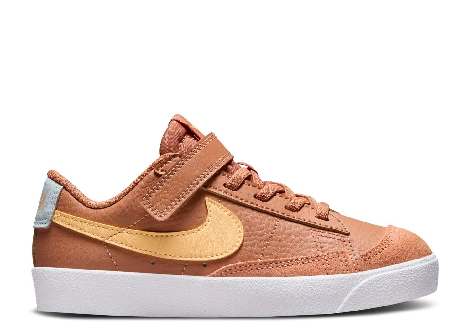 

Кроссовки Nike Blazer Low '77 Ps 'Amber Brown', коричневый