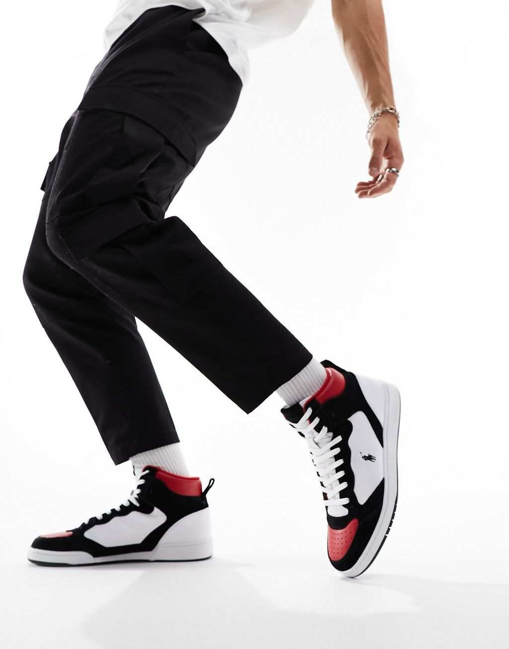 

Белый, черный, красный Polo Ralph Lauren hi top masters Court