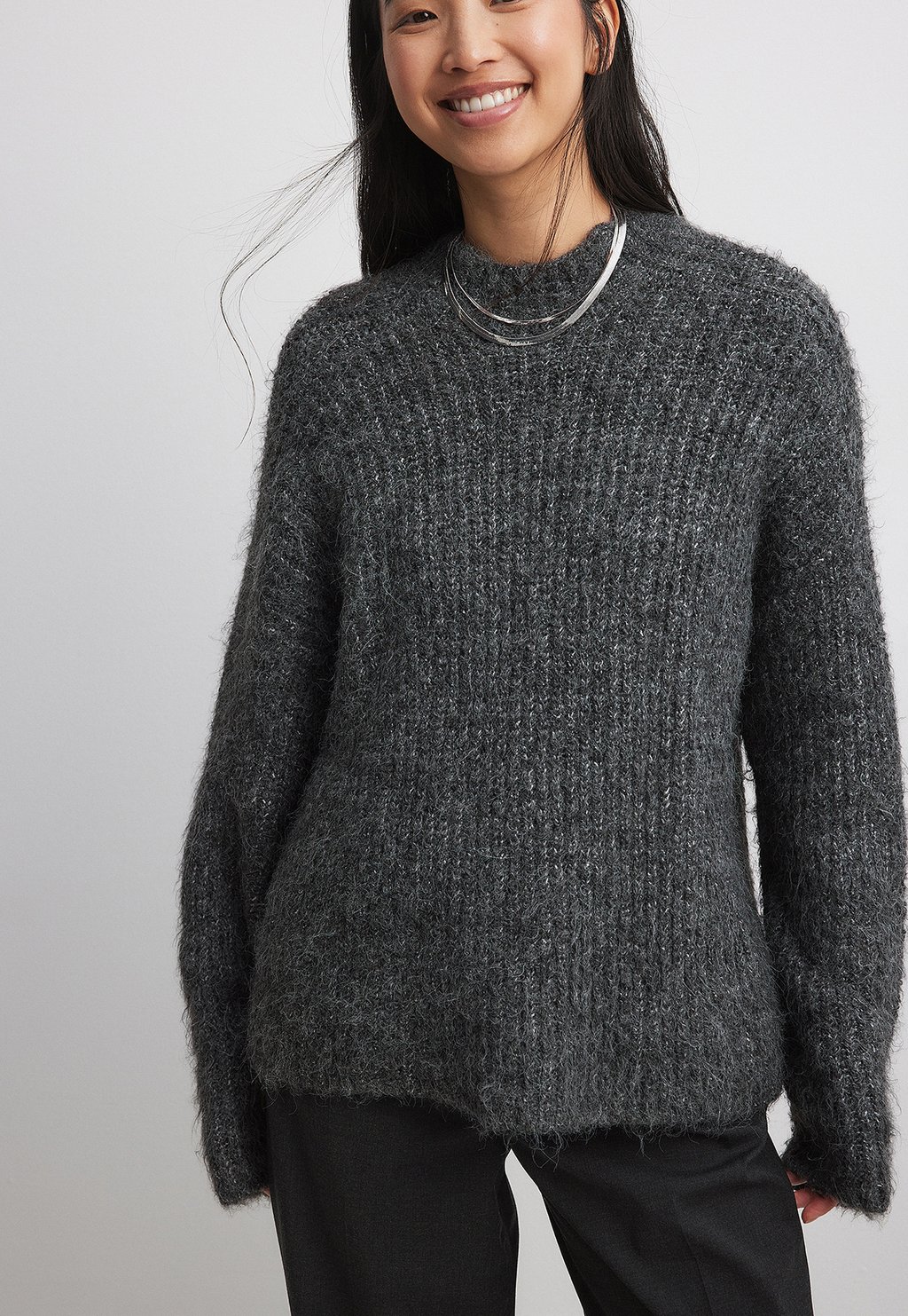 Вязаный свитер NA-KD, цвет dark grey свитшот na kd цвет dark grey